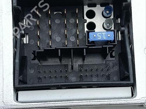 Radio ASTON MARTIN VANTAGE Coupe V8 | BP40027203E6 - Image 10