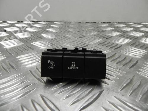 Used Switch Switch 37576908 37576908