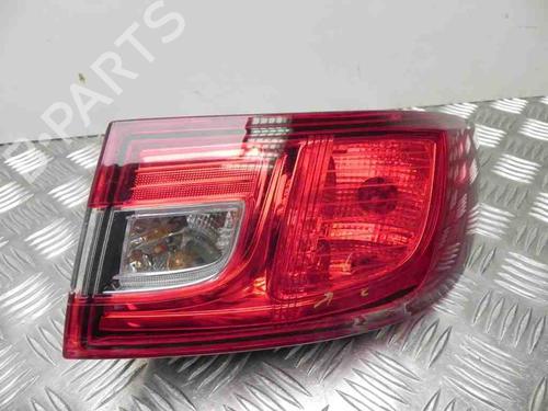 Used Right taillight RENAULT CLIO IV (BH_) 1.2 16V (73 hp) 28923229