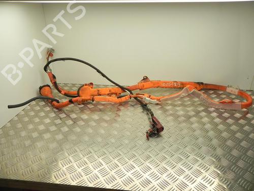 Used Wiring harness Wiring harness TOYOTA YARIS (_P13_) 1.5 Hybrid (NHP130_, NHP130) (101 hp) 37546446 37546446