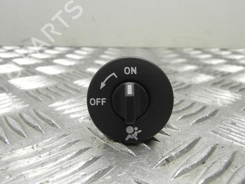 Used Switch RENAULT SCÉNIC III (JZ0/1_) 1.4 16V (JZ0F, JZ1V) (131 hp) 28922625