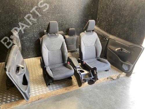 Used Seats set Seats set 37560614 37560614