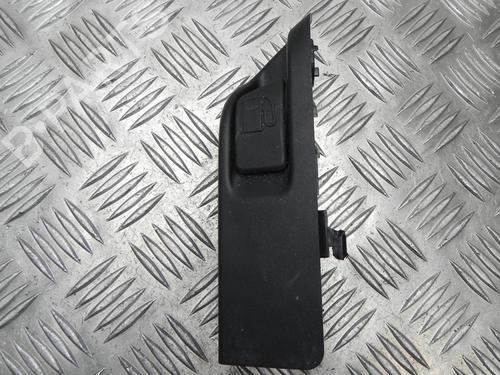 Used Switch TOYOTA YARIS (_P13_) 1.3 (NSP130_, NSP130) (95 hp) 28912993