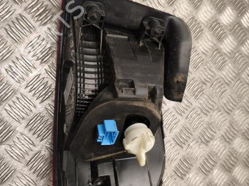 Left taillight VW TOURAN (5T1) 2.0 TDI | BP38967180C34 - Image 6