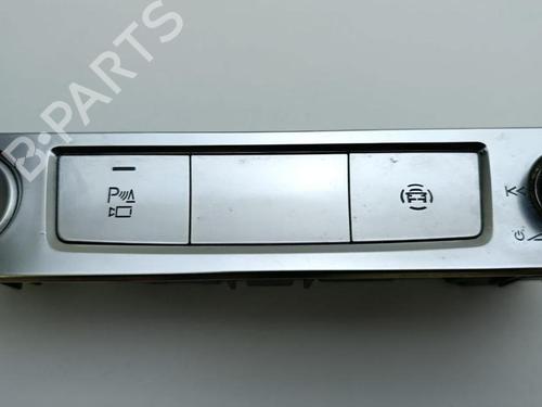 Switch AUDI E-TRON (GEN) 55 quattro | BP28924522I30 