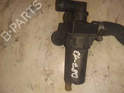 Used Vacuum pump BMW 1 (E87) 118 d (143 hp) 28939666