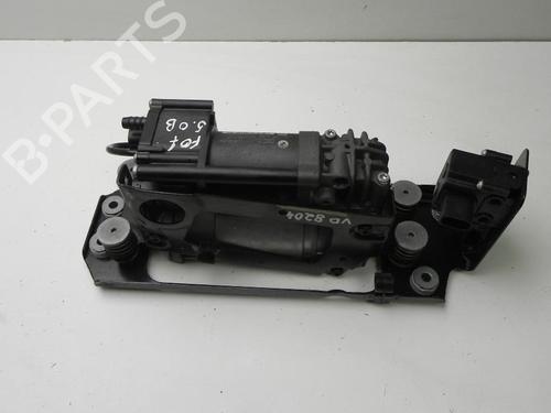 Used Suspension compressor BMW 5 Gran Turismo (F07) 550 i (408 hp) 28929379
