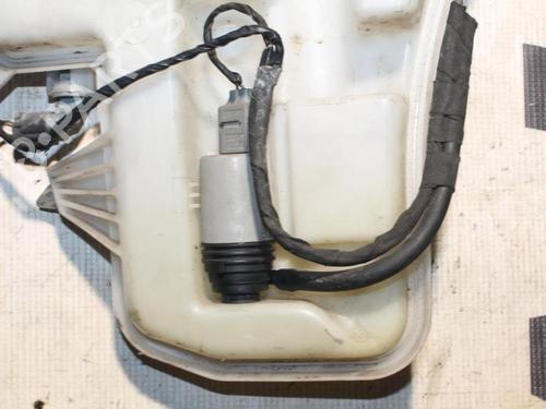 Windscreen washer tank BMW 3 Coupe (E92) 320 d | BP28927542C113 