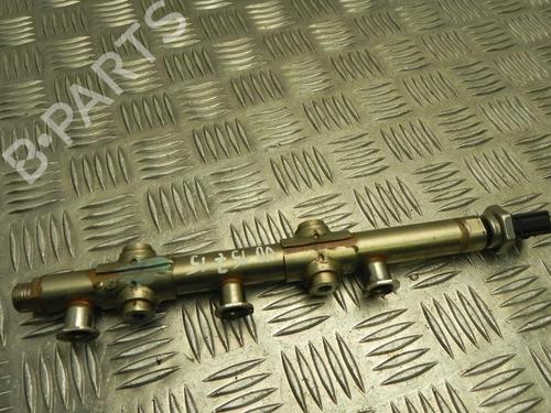 Used Injection rail AUDI Q2 (GAB, GAG) 1.0 TFSI (115 hp) 28931676