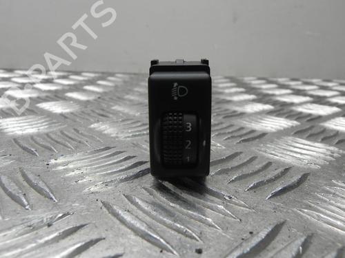 Used Switch NISSAN JUKE (F15) 1.5 dCi (110 hp) 28916002