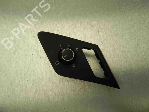 Used Switch VW GOLF VII Variant (BA5, BV5) 2.0 R 4motion (300 hp) 28937907