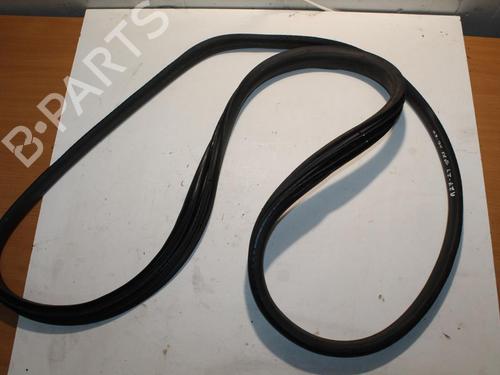 Used Rubber door seal Rubber door seal VOLVO XC60 I SUV (156) D3 / D4 (163 hp) 38965875 38965875