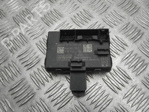 Used Electronic module AUDI A5 Sportback (F5A, F5F) 2.0 TDI (150 hp) 28922649