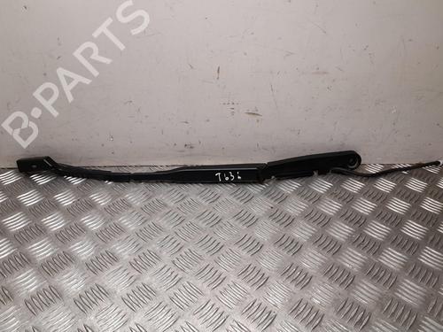 Used Rear windshield wiper arm VOLVO XC60 II (246) T5 (254 hp) 28940556