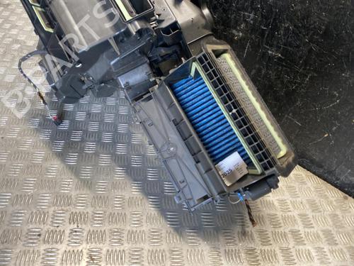 Heater matrix box VW TOURAN (5T1) 2.0 TDI | BP37560850M61 - Image 2