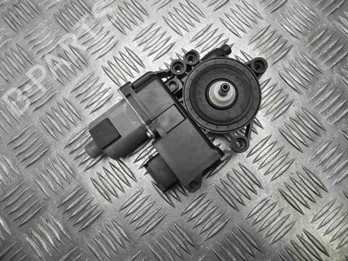 Rudehejsemotor bagstkærm venstre HYUNDAI i40 I CW (VF) 1.7 CRDi (136 hp) 28909509