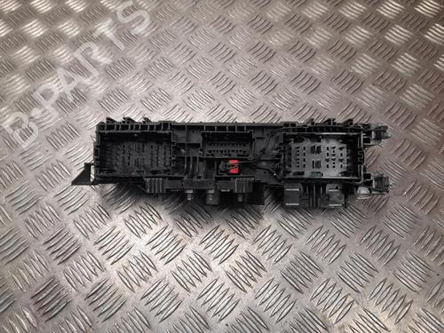 Used Fuse box Fuse box 37566874 37566874