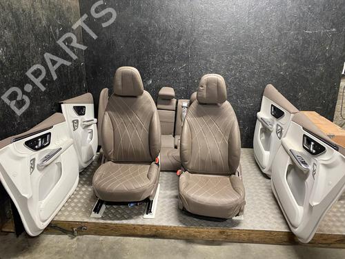 Used Seats set Seats set 39543605 39543605
