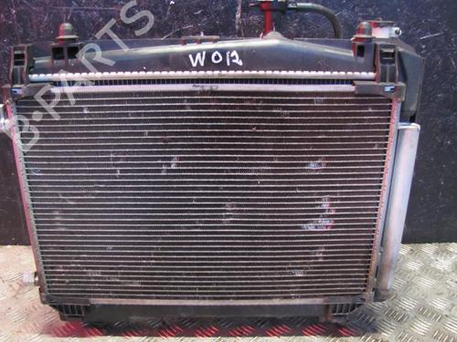 Used Water radiator TOYOTA YARIS (_P13_) 1.3 (NSP130_, NSP130) (95 hp) 28921367