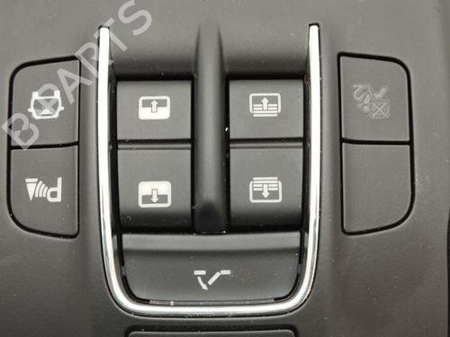 Interior roof light MASERATI LEVANTE SUV (M161) 3.0 Q4 | BP28928466I8 