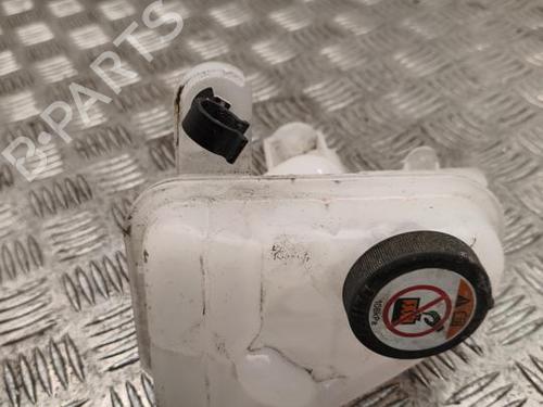 Ekspansjonstank Ekspansjonstank TOYOTA PRIUS (_W6_) 2.0 PHEV (MXWH61L, MXWH61) (223 hp) 37575263 37575263