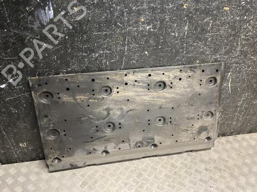 Used Underbody protection Underbody protection 39418825 39418825
