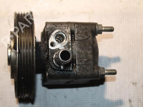 Used Steering pump Steering pump VOLVO S60 II (134) D5 (205 hp) 28933949 28933949
