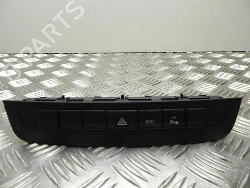 Used Switch Switch MERCEDES-BENZ CLA Coupe (C117) CLA 180 (117.342) (122 hp) 28946909 28946909
