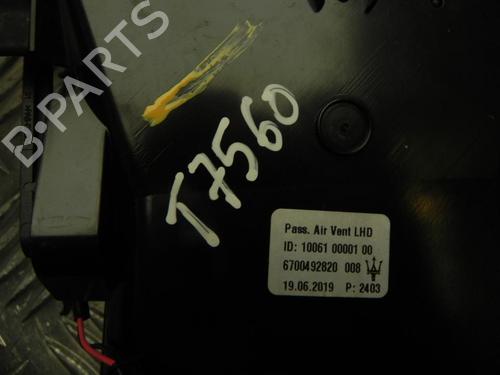 Air vent MASERATI LEVANTE SUV (M161) 3.0 Q4 | BP37582251I21 - Image 5