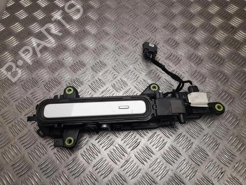 Venstre fortil udvendigt håndtag LAND ROVER RANGE ROVER EVOQUE (L551) 2.0 D165 4x4 (163 hp) 31296002