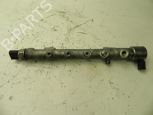 Used Injection rail Injection rail 37575969 37575969
