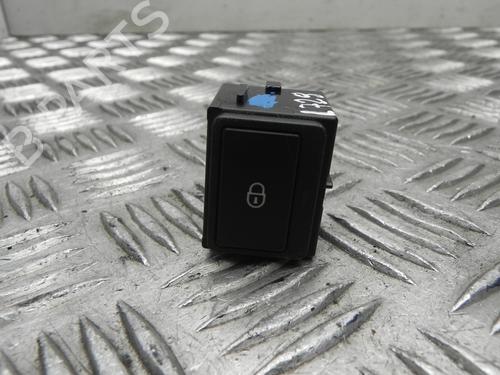 Used Switch LAND ROVER DISCOVERY SPORT (L550) 2.0 D 4x4 (180 hp) 28935914