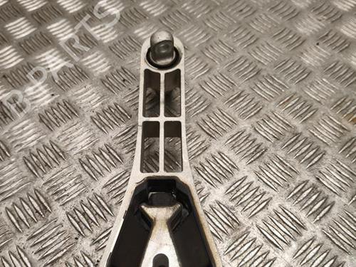 Used Engine mount Engine mount 38429649 38429649