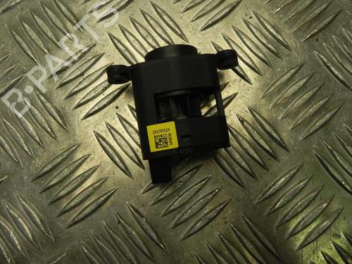 Electronic module TESLA MODEL S (5YJS) 85D AWD | BP37577830M83 - Image 2