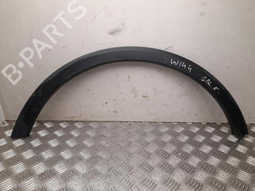 Used Wheel arch trim Wheel arch trim 37566179 37566179
