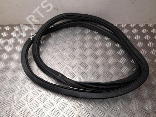 Used Rubber door seal BMW iX (I20) xDrive 40 (326 hp) 28916687
