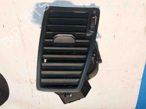 Used Grille VOLVO XC90 I (275) D5 AWD (185 hp) 28946896