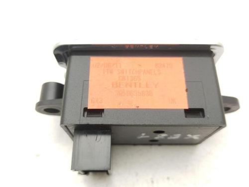 Switch BENTLEY CONTINENTAL FLYING SPUR (3W_) 6.0 FLEX | BP28917267I30 