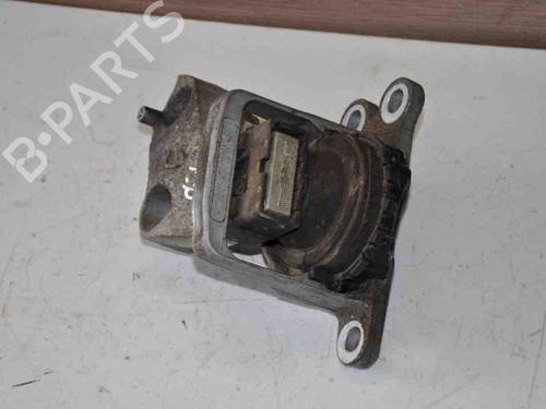 Used Support RENAULT KADJAR (HA_, HL_) 1.6 dCi 130 (HLA4) (130 hp) 28930788