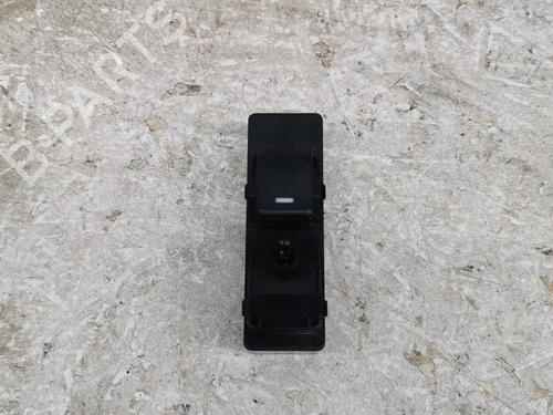 Used Right front window switch MAZDA 3 (BM, BN) 2.0 (150 hp) 28933185