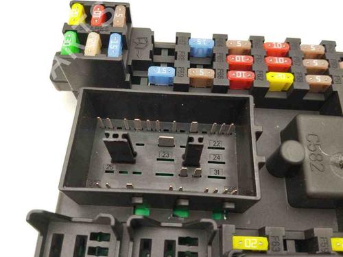 Fuse box JAGUAR XJ (X351) 3.0 SCV6 | BP28926821E1