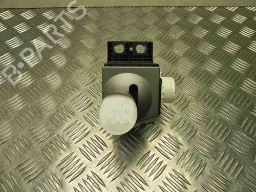 Used Gear lever TOYOTA PRIUS Liftback (_W2_) 1.5 Hybrid (NHW20_, NHW20R) (112 hp) 28917974