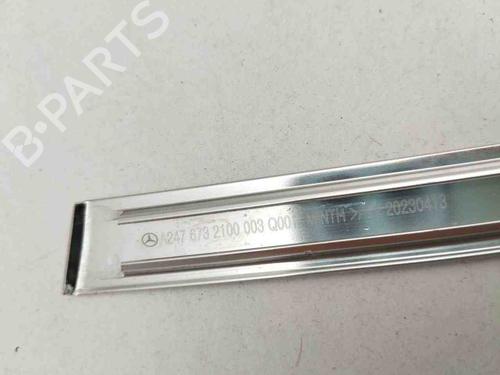 Door moulding trim MERCEDES-BENZ EQB (X243) EQB 300 4-matic (243.608, 243.609) | BP28925534C150 
