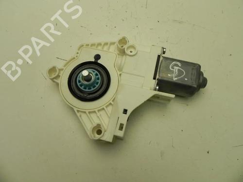 Used Right rear window motor Right rear window motor SKODA YETI (5L) 2.0 TDI 4x4 (140 hp) 28945365 28945365