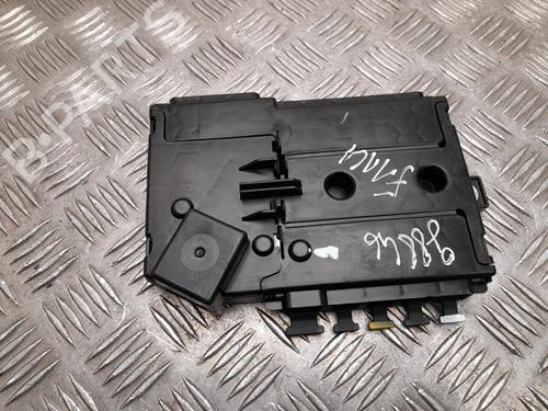 fuse-box-mercedes-benz-e-class-w213-2016-37561150 main image