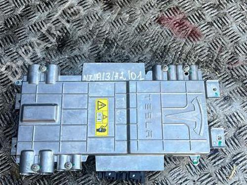 Inversor/Convertidor TESLA MODEL S (5YJS) 85 | BP30301861M119 