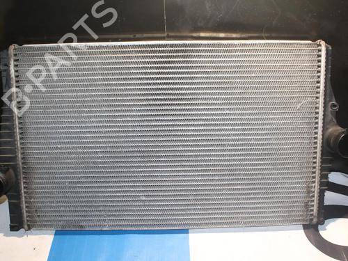 Used Water radiator VOLVO XC90 I (275) D5 AWD (185 hp) 28937070