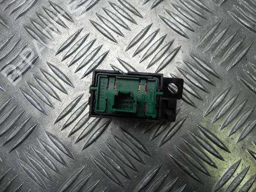 Switch DACIA SANDERO II TCe 90 (B8M1, B8MA, B8AC) | BP28932672I30 - Image 2