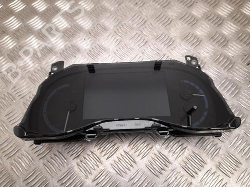 kombiinstrument-toyota-yaris-cross-mxp_-2020-37557063 main image