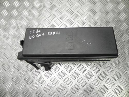 Used Fuse box Fuse box 37579216 37579216